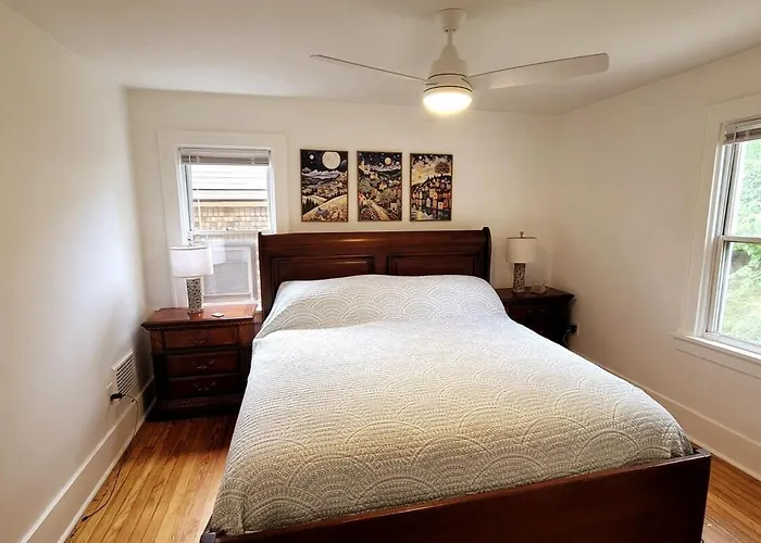 The Brookline Retreat * Pittsburgh
