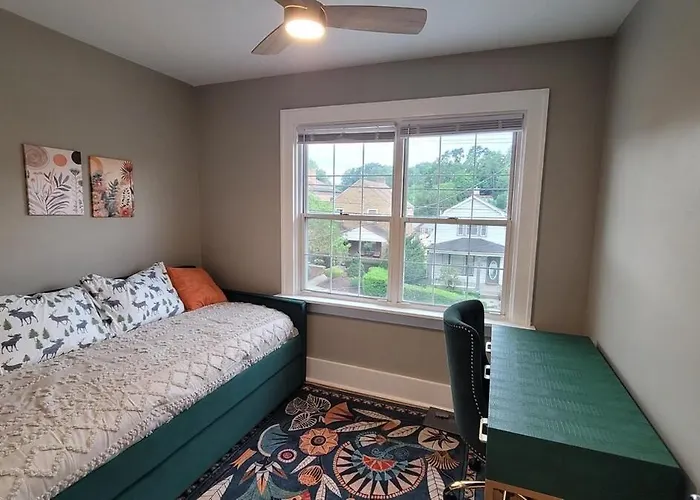 The Brookline Retreat Holiday home *
